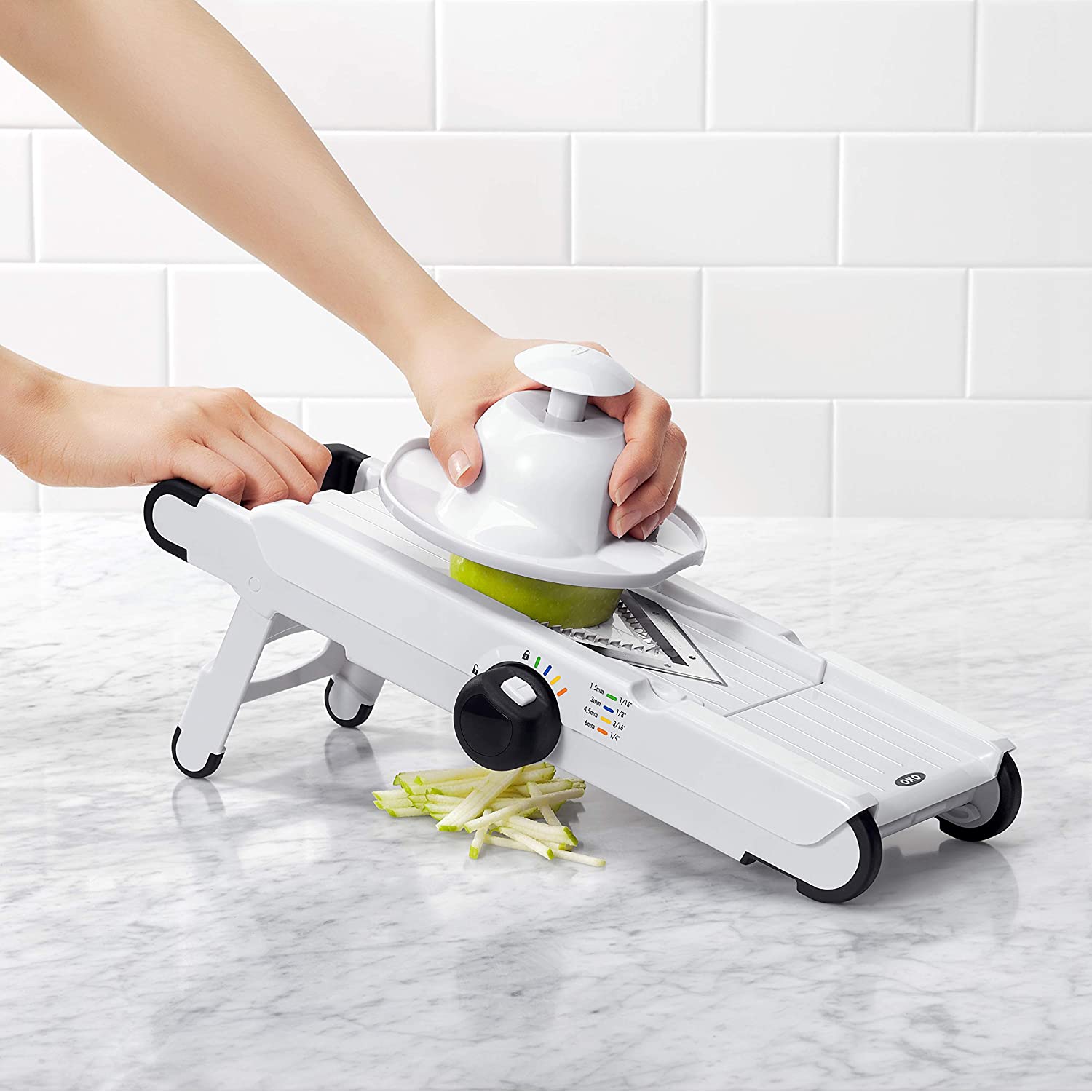 What Is a Mandoline Slicer?