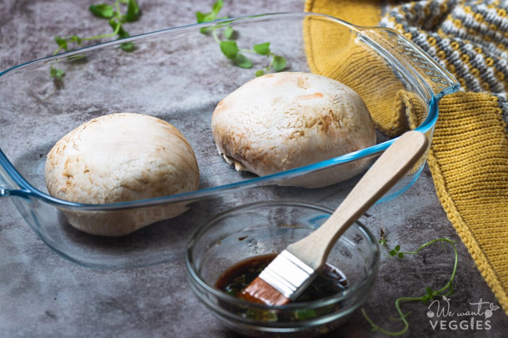 Marinade and portobello mushroom caps