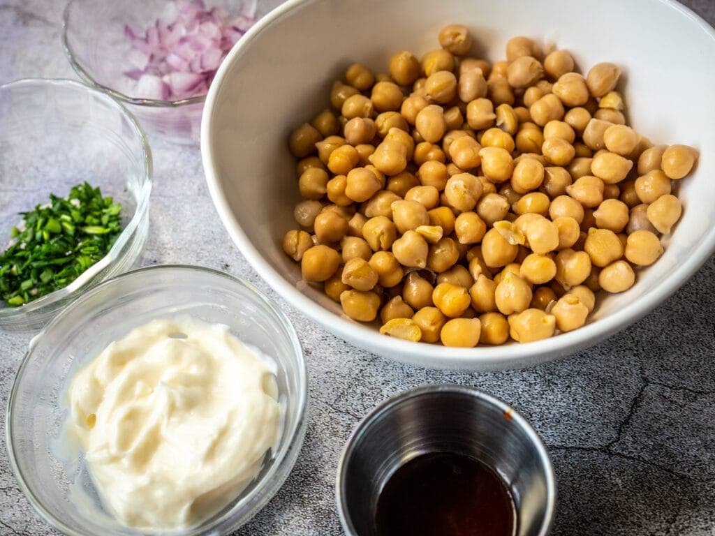 Chickpea salad ingredients