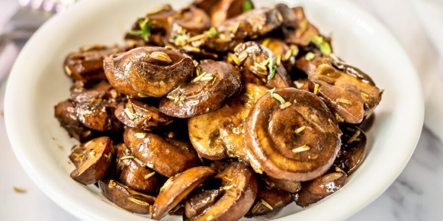 Breakfast Mushrooms: Simple, Savory Brunch Side - We Want Veggies