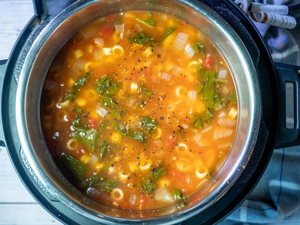 Tomato Florentine Soup in instant pot